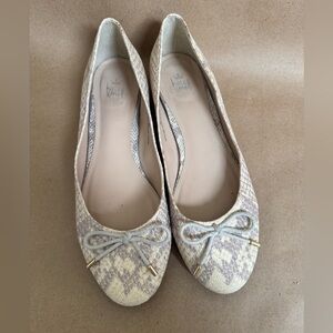 Kate & Mel Faux Snakeskin Leather Cream and Tan Bow Flats. Size EU38